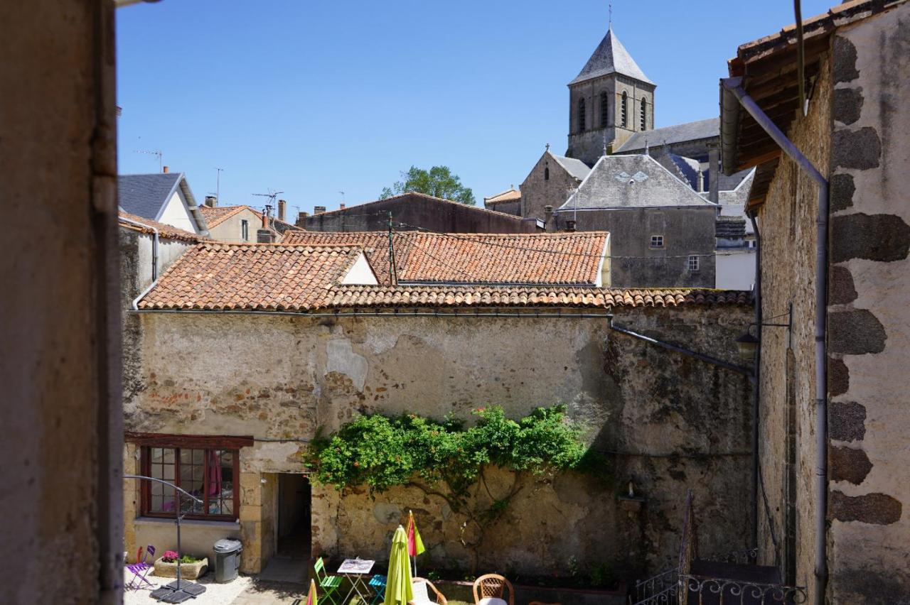 Un Dimanche Chez Julie Chambre Celestine Parthenay Dış mekan fotoğraf